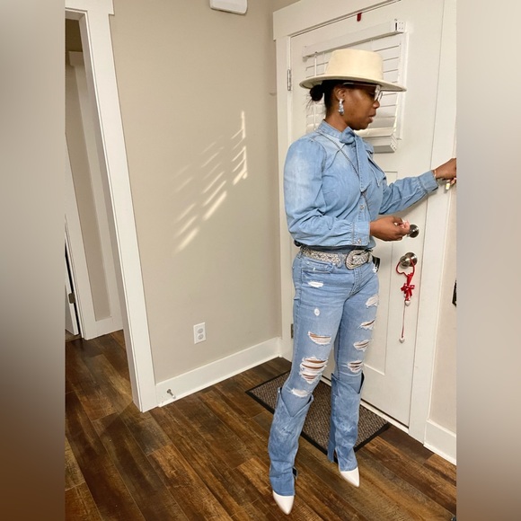 Meet your Posher, Chavone - Picture 5 of 16